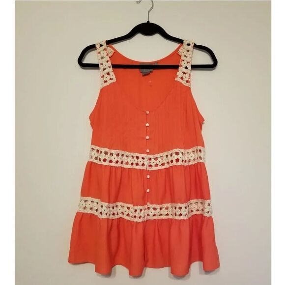 NWOT Anthropologie crkchet cutout tiered top - Picture 1 of 7